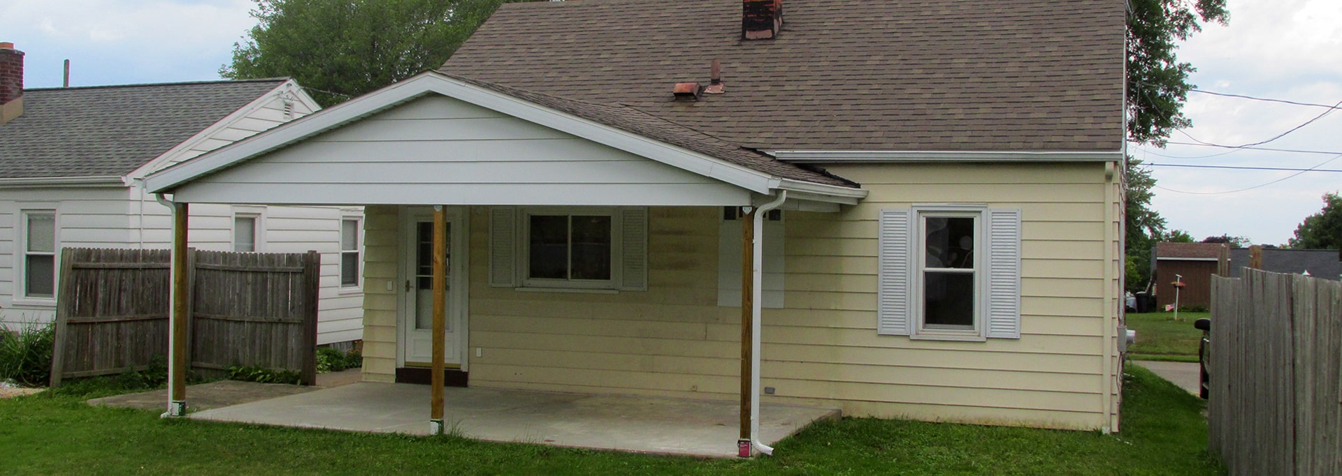 https://rentalhomeserie.com/sites/default/files/revslider/image/rental_homes-11-desktop-min.jpg