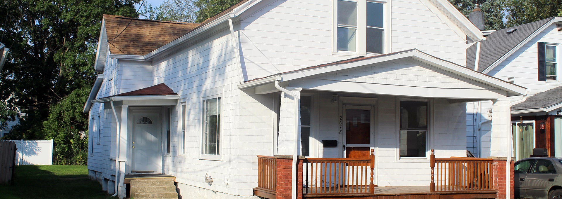 https://rentalhomeserie.com/sites/default/files/revslider/image/rental_homes-15-desktop-min.jpg